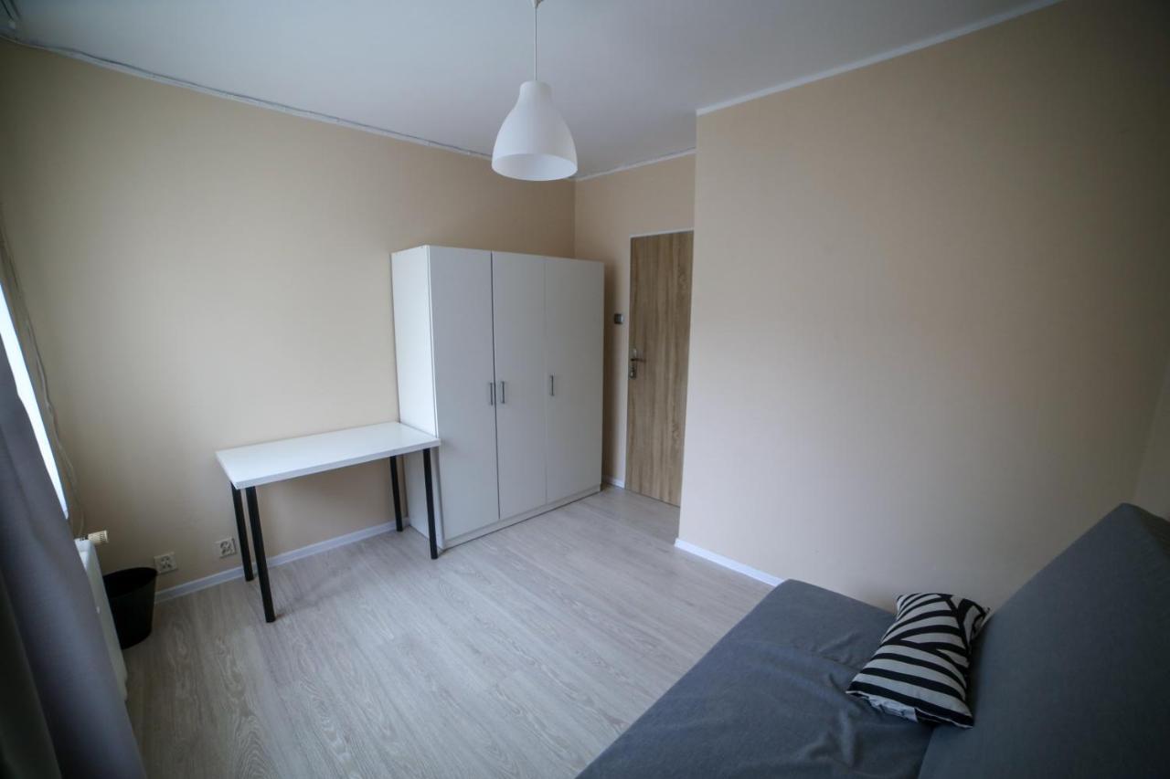 Pokoje Blisko Starego Miasta - Rooms For Rent Gdansk Exterior photo